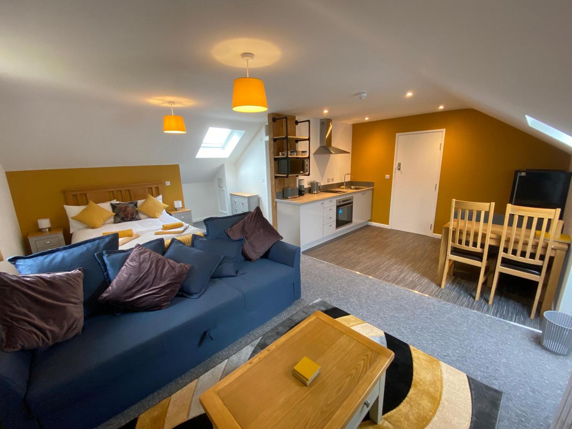 Modern Studio Apartment Set Beneath The Black Mountains A Stones Throw From The Offas Dyke Path Clodock Luaran gambar